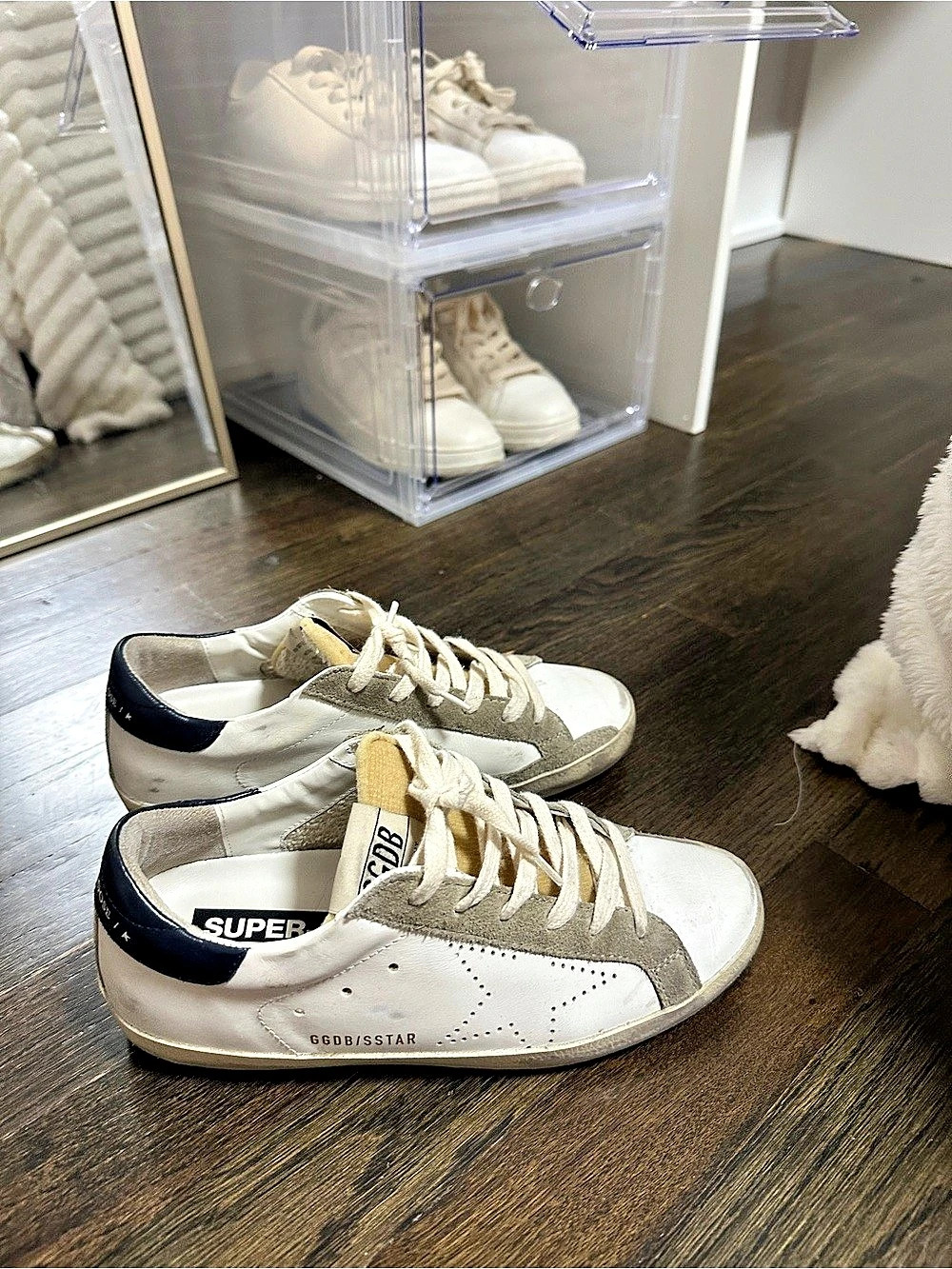 Golden Goose Super-Star Sneakers in White Leather and Navy Heel Sneakers White &